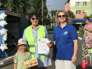 На базе МБДОУ «Новошешминский детский сад «Ландыш» проведен муниципальный конкурс среди семейных команд дошкольных учреждений района «Всей семьей за безопасность на дороге!»