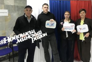 На выборах в Госдуму РФ новошешминцы приходят всей семьей