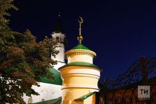 С праздником Курбан-байрам!