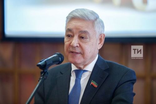 Фарид Мухаметшин встретился с журналистами в Казанском техникуме народных художественных промыслов