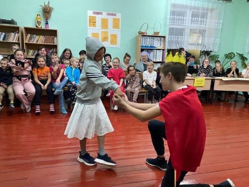 Яңа Чишмә районы мәктәпләрендә һәм балалар бакчаларында традицион баллар уза