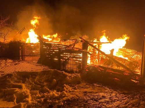 В селе Акбуре произошел пожар