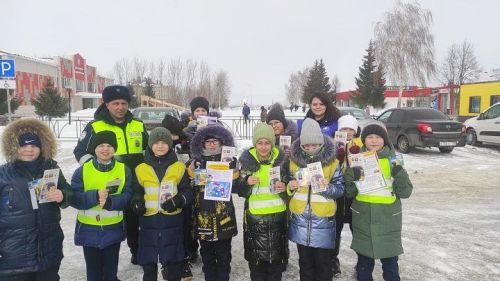В Новошешминске прошла акция популяризации световозвращающих элементов