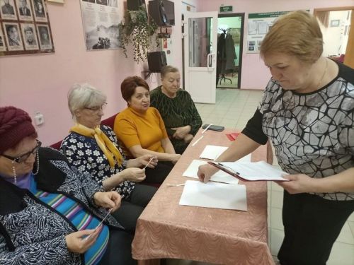 В Новоиванаевском сельском клубе состоялся вечер встреча «Вспомни молодость»