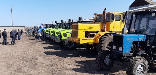 Комиссия высоко оценила подготовку техники к посевной