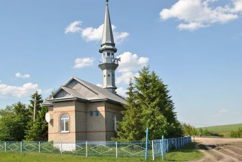 Две «веры» под одним крылом