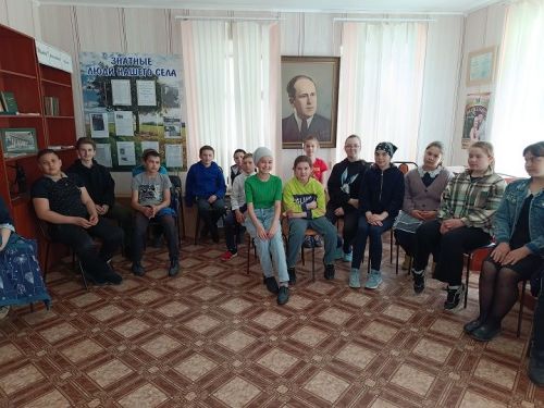 В Шахмайкинском музее прошел урок «Драматург литературы всех времен»