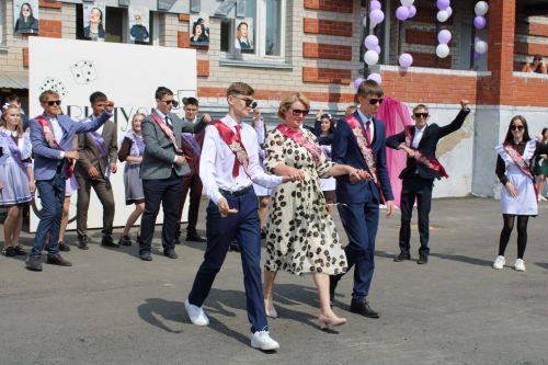 Последний звонок, он волнительный самый (фоторепортаж)