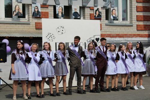 Последний звонок, он волнительный самый (фоторепортаж)