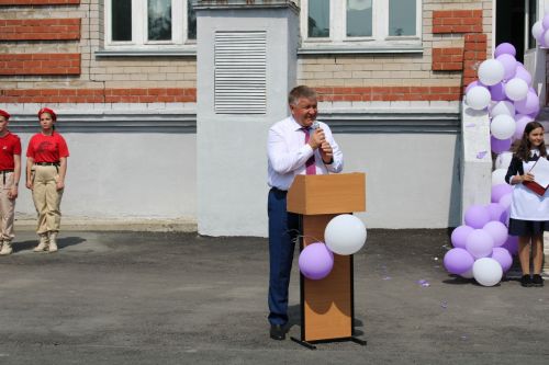 Последний звонок, он волнительный самый (фоторепортаж)