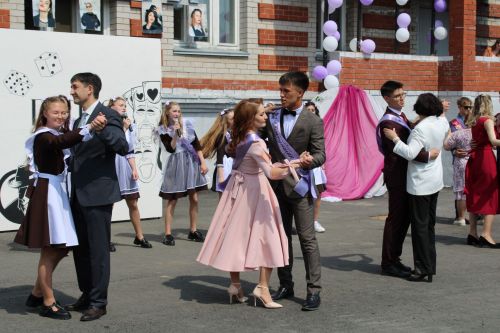 Последний звонок, он волнительный самый (фоторепортаж)