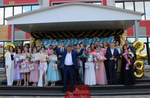 Золотыми медалистами в 2023 году стали 11 выпускников новошешминских школ
