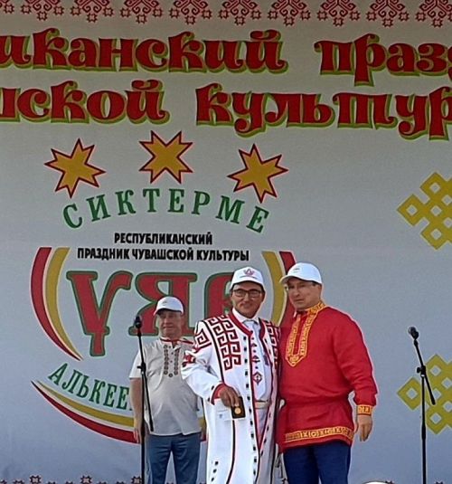 8 июльдә Әлки районы Сиктермә авылында «Уяв » республика чуаш мәдәнияте бәйрәме узган