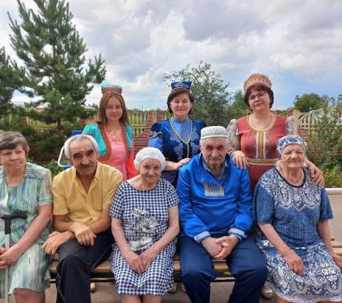 Коллектив «Талир тэнкэ» провел Сабантуй в Новошешминском Доме-интернате