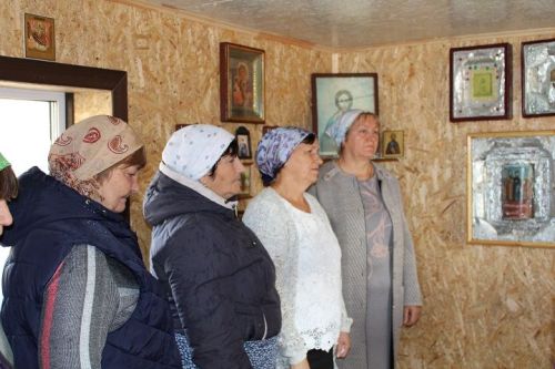 29 сентября в Русской Чебоксарке состоялось освящение обновленной часовни и родника (фоторепортаж)