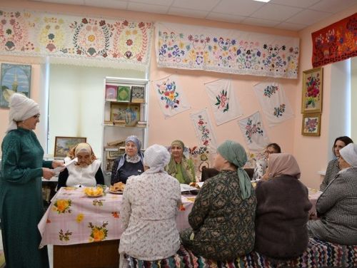 Әни янәшәсендә үткәрелгән вакыт кадерле