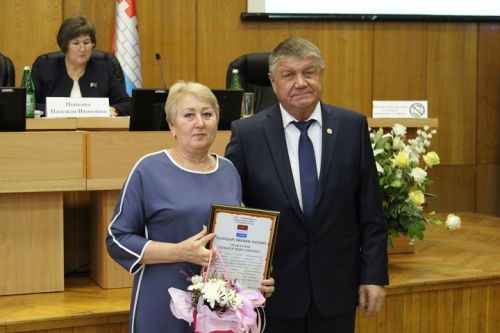 Яңа Чишмә районының иң яхшы комбайнчысына автомобиль тапшырылды
