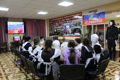 В краеведческом музее прошел патриотический час, посвященный землякам — участникам боевых действий