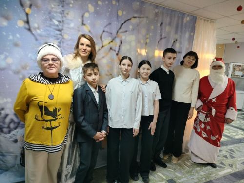 В Новошешминском доме-интернате с новогодними благотворительными акциями побывали гости