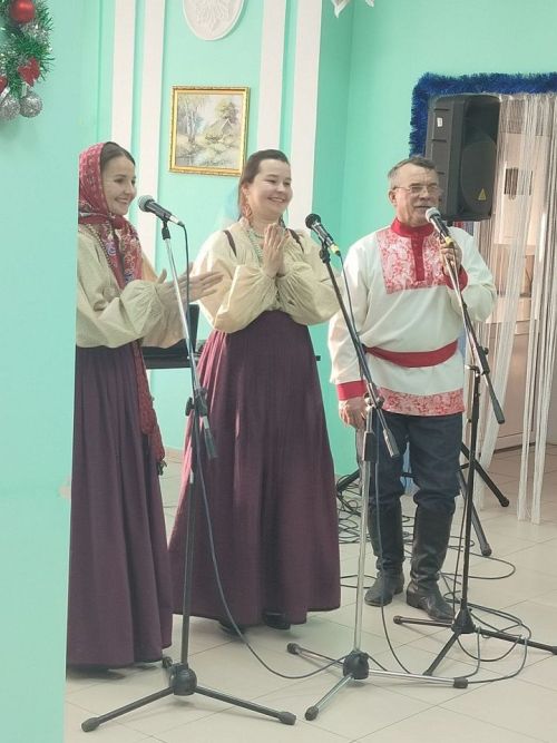 В Новошешминском доме-интернате с новогодними благотворительными акциями побывали гости