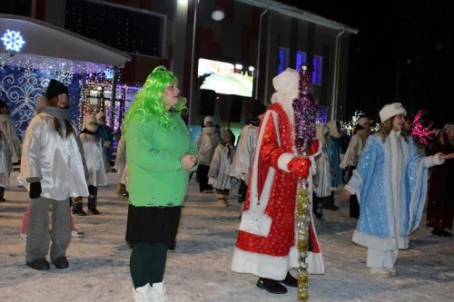 Яңа Чишмәдә районның төп чыршысы ачылды