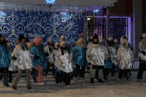 В Новошешминске открылась главная елка района