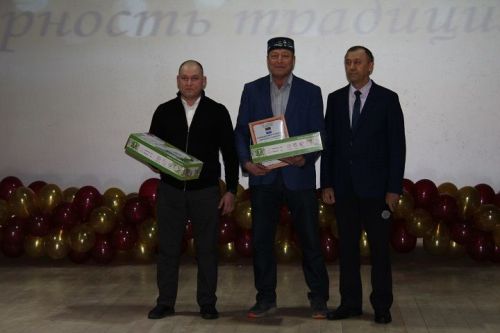 Яңа Чишмә районында Педагог һәм остаз елын төгәлләү тантанасы булды (ФОТОРЕПОРТАЖ)