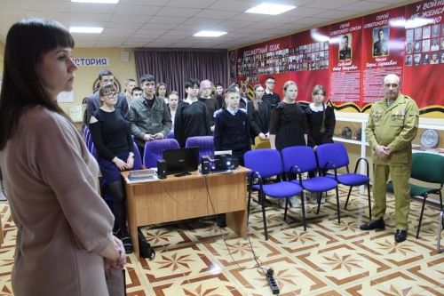 Урок мужества прошел в Новошешминском краеведческом музее «Афганистан к нам тянется сквозь годы»