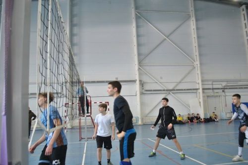 Утяшкинские волейболисты вышли в лидеры