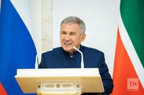 Накануне выборов Президента РФ Раис РТ Рустам Минниханов обратился к татарстанцам