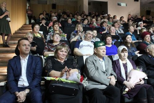 Яңа Чишмә РМЙда 8 Март Халыкара хатын-кызлар көненә багышланган хәйрия концерты узды