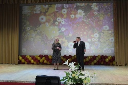 Яңа Чишмә РМЙда 8 Март Халыкара хатын-кызлар көненә багышланган хәйрия концерты узды