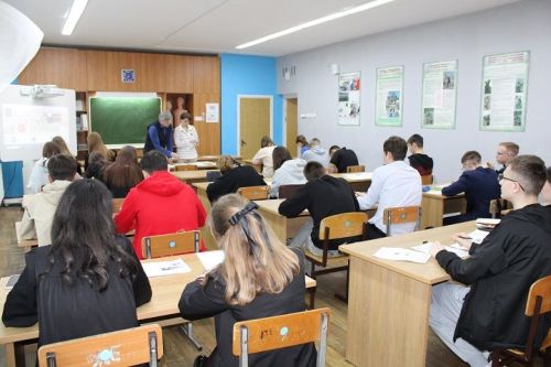 В Новошешминской средней школе писали Диктант Победы