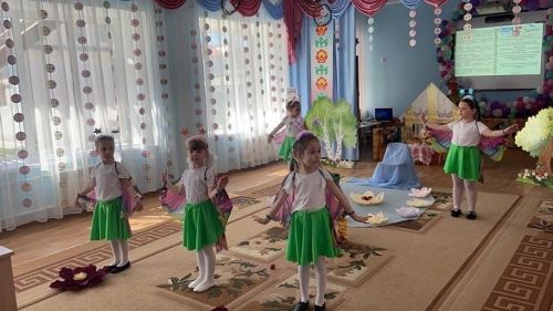Как  научить  детей познавать  красоту и чистоту двух языков