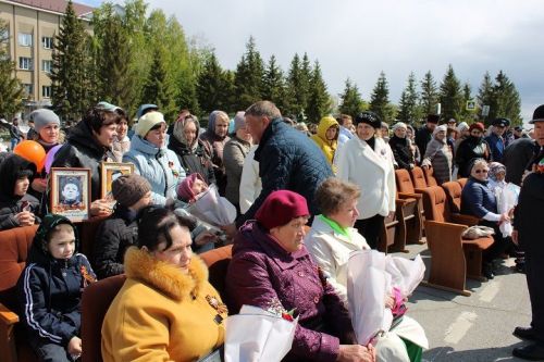 В Новошешминске состоялся митинг в честь Дня Победы (фоторепортаж)