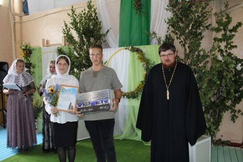 23 июня новошешминцы отпраздновали Троицу (фоторепортаж)
