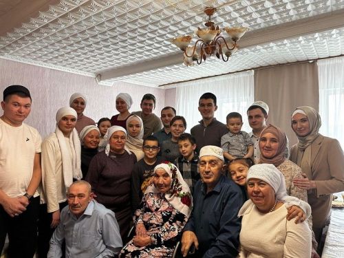 С благодарностью встречая 90-летие