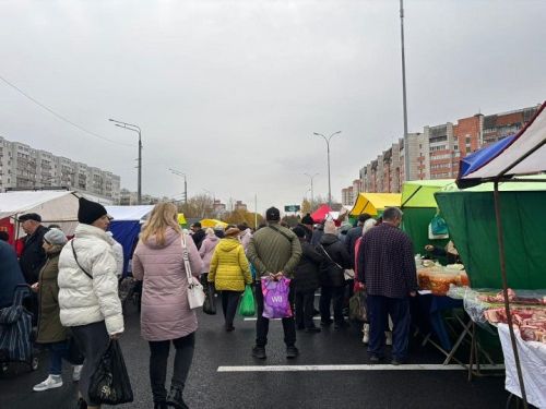 На ярмарке в Казани