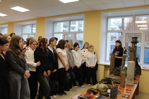 Патриотизм и правда: чистопольские студенты узнали о СВО из первых уст