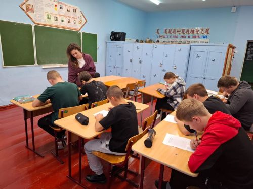 Праздник знаний в школьной библиотеке