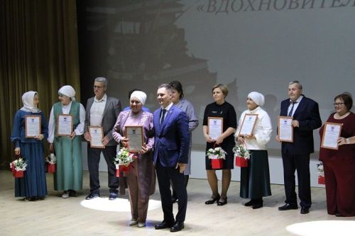 2 октября в Новошешминском РДК прошел праздник, посвященный Дню учителя (фоторепортаж)