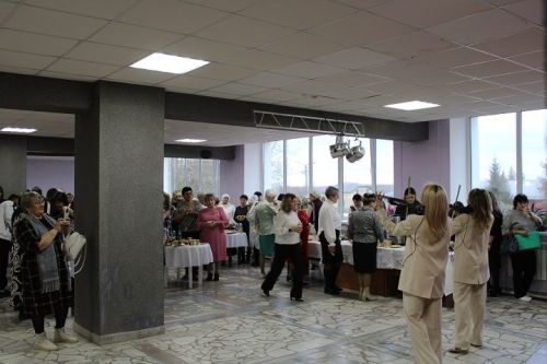 2 октября в Новошешминском РДК прошел праздник, посвященный Дню учителя (фоторепортаж)