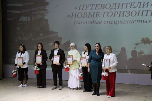 2 октября в Новошешминском РДК прошел праздник, посвященный Дню учителя (фоторепортаж)