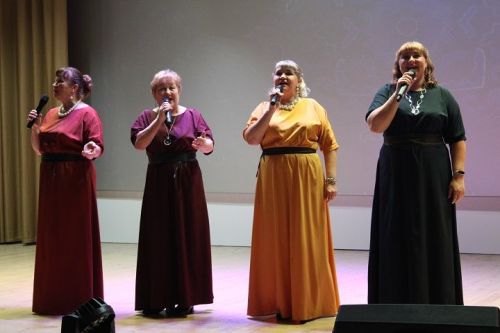В ритме дружбы