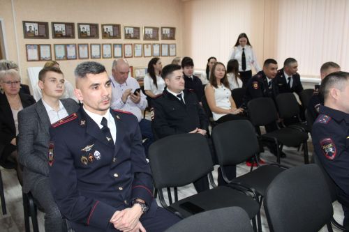 Служба отважных, праздник добра: в Новошешминске чествовали полицейских