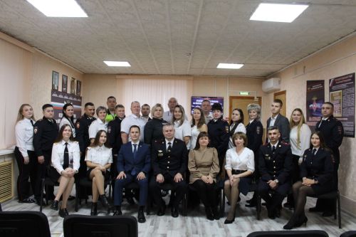 Служба отважных, праздник добра: в Новошешминске чествовали полицейских