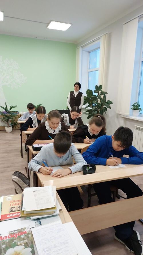 “Әдәби остаханә”: мәкалә язуның ние бар?!
