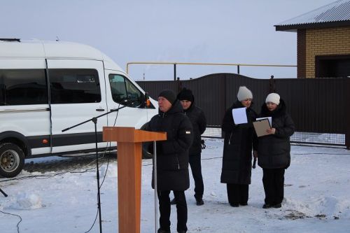 Новоселье в преддверии праздника: десять семей работников «Шешмаойл» получили ключи от новых домов