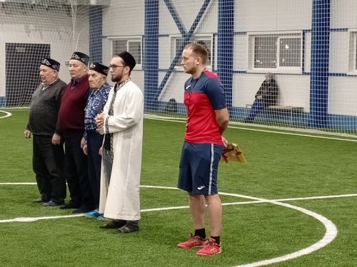 Турнир по мини-футболу среди мусульманских команд прошел в Новошешминске в футбольном манеже «Ялкын»