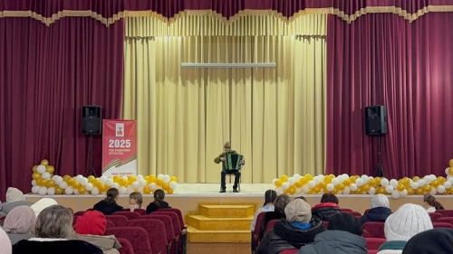 Праздничный концерт «Слава, тебе, солдат!» в Петропавловском СДК
